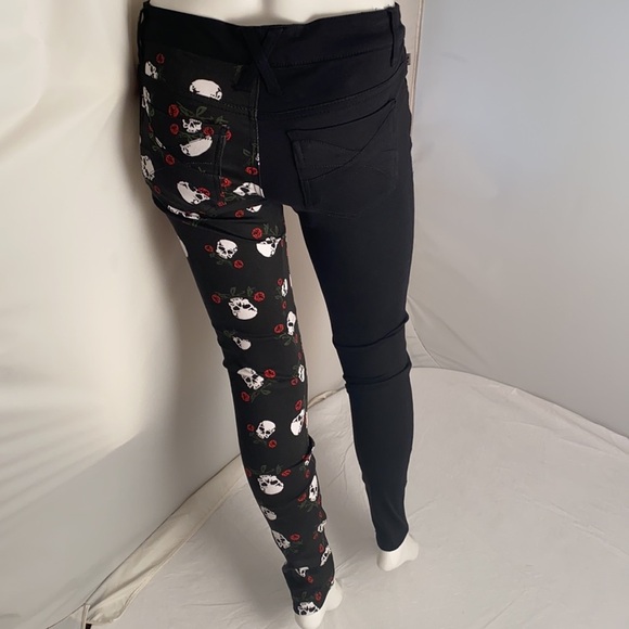 Royal Bones skull printed black stretch skinny jeans 5 - Picture 4 of 11
